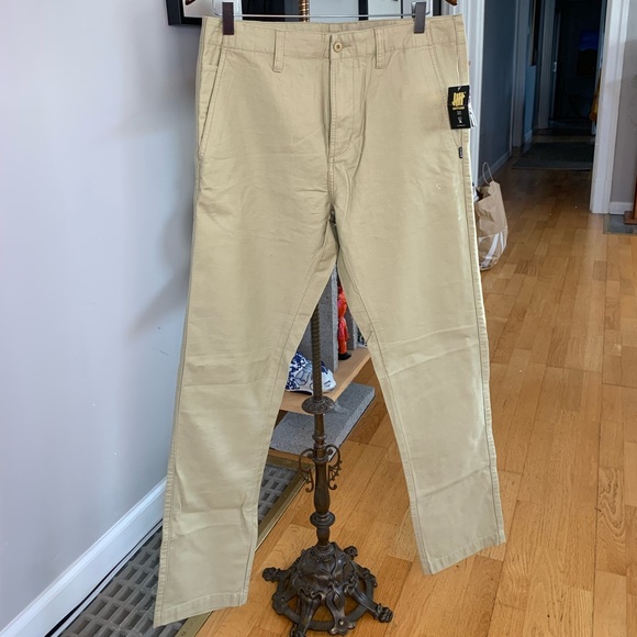 SOLD Undefeated Chino Khaki Pants size 32 - Picture 2 of 7